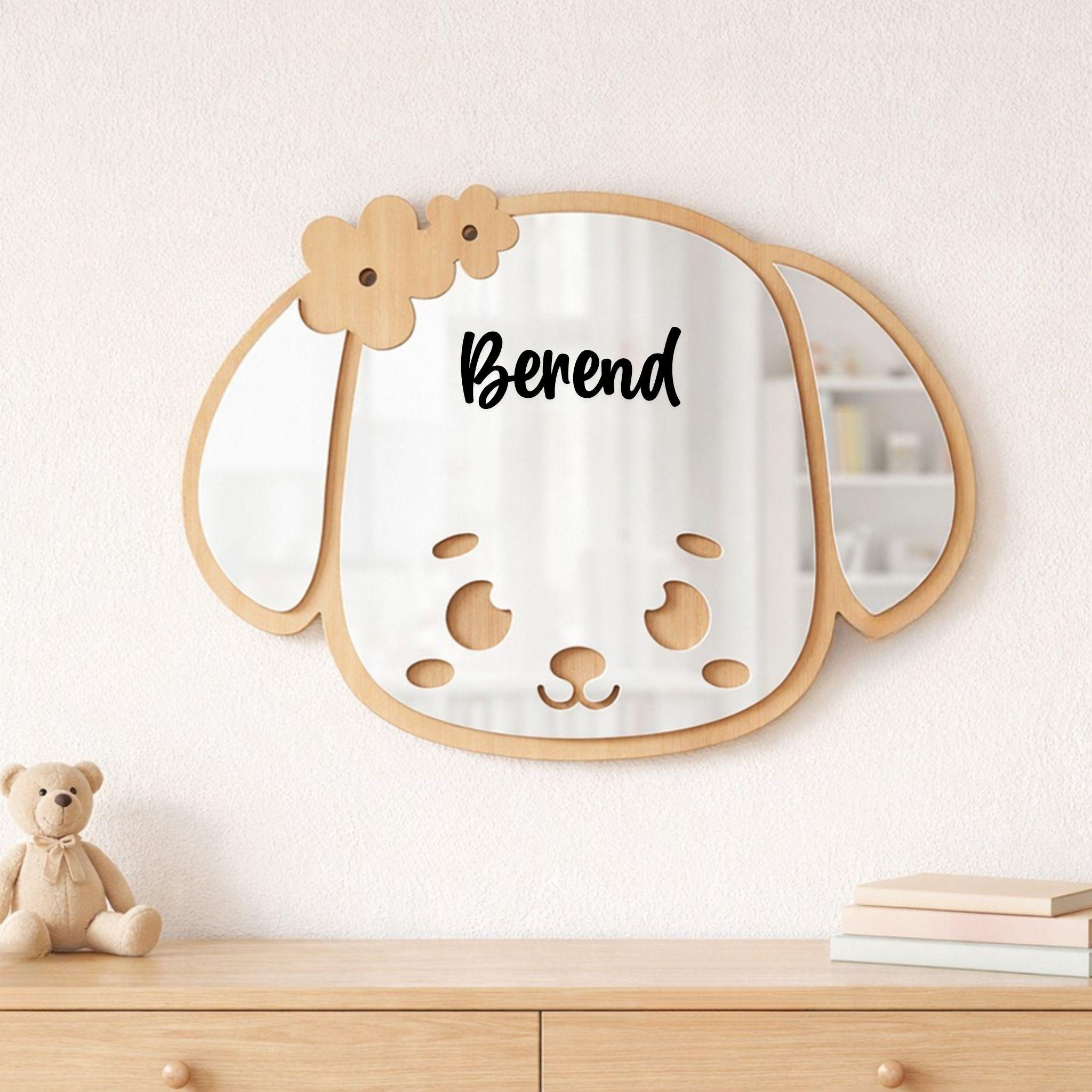 Spiegelsticker met naam op spiegel, beer,  in kinderkamer. Zwart