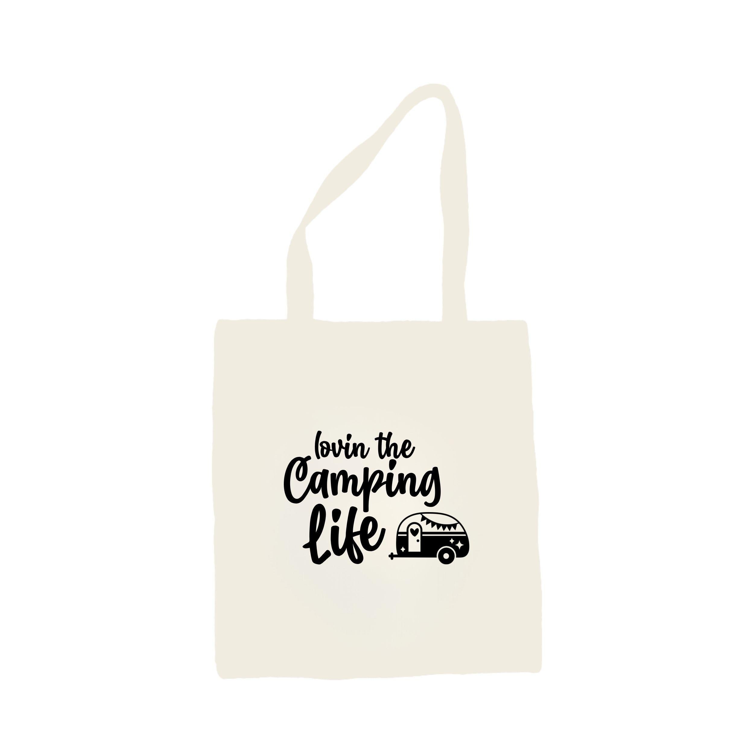 Ecru canvas tote bag met caravan illustratie en de tekst ‘Lovin the Camping Life’.